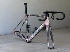 Trek Emonda SLR Pink Smoke